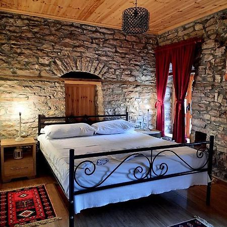 Stone Rooms 1850 Gjirokastër Exterior foto