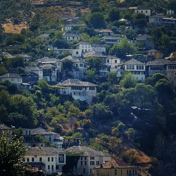 Stone Rooms 1850 Gjirokastër Exterior foto